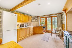 Kitchen- click for photo gallery